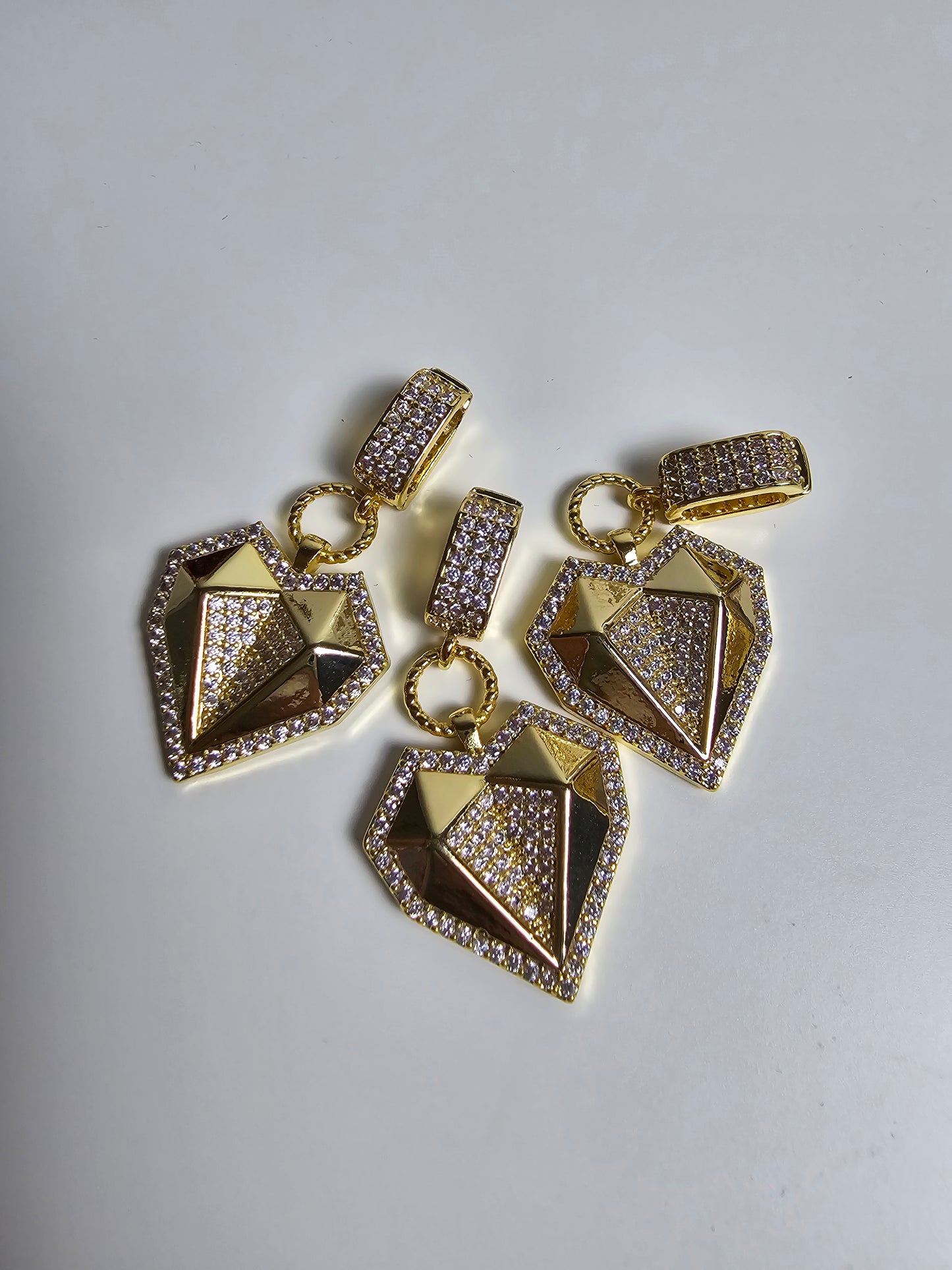 Charms für Ajdaarmreifen und Ketten