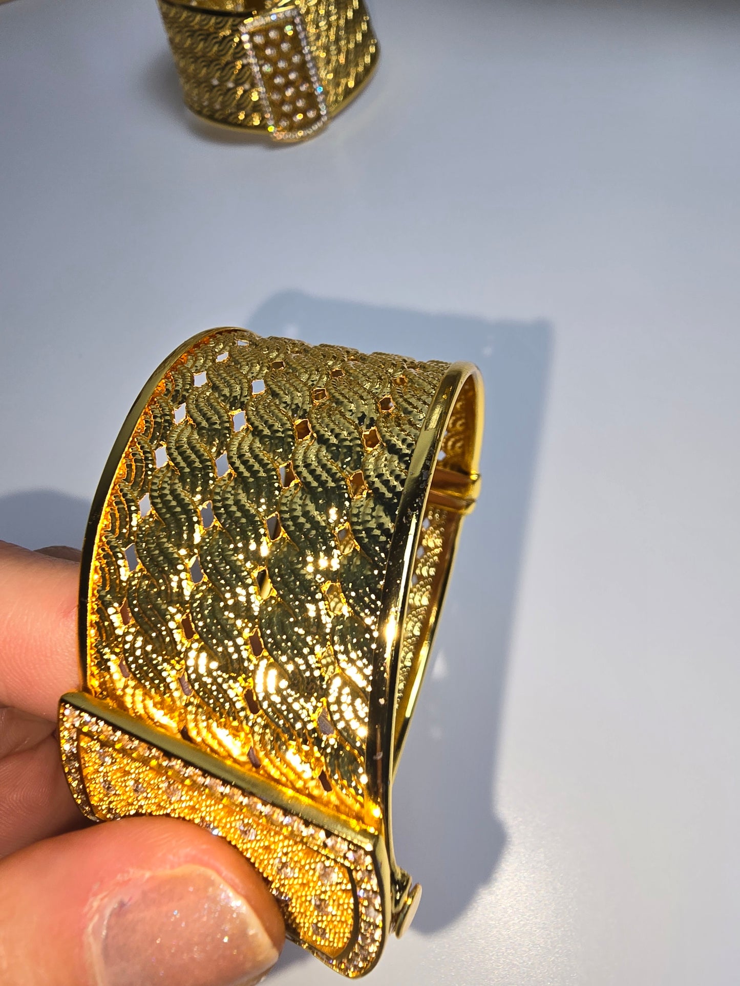Trabzonarmreifen 22 Karat vergoldet