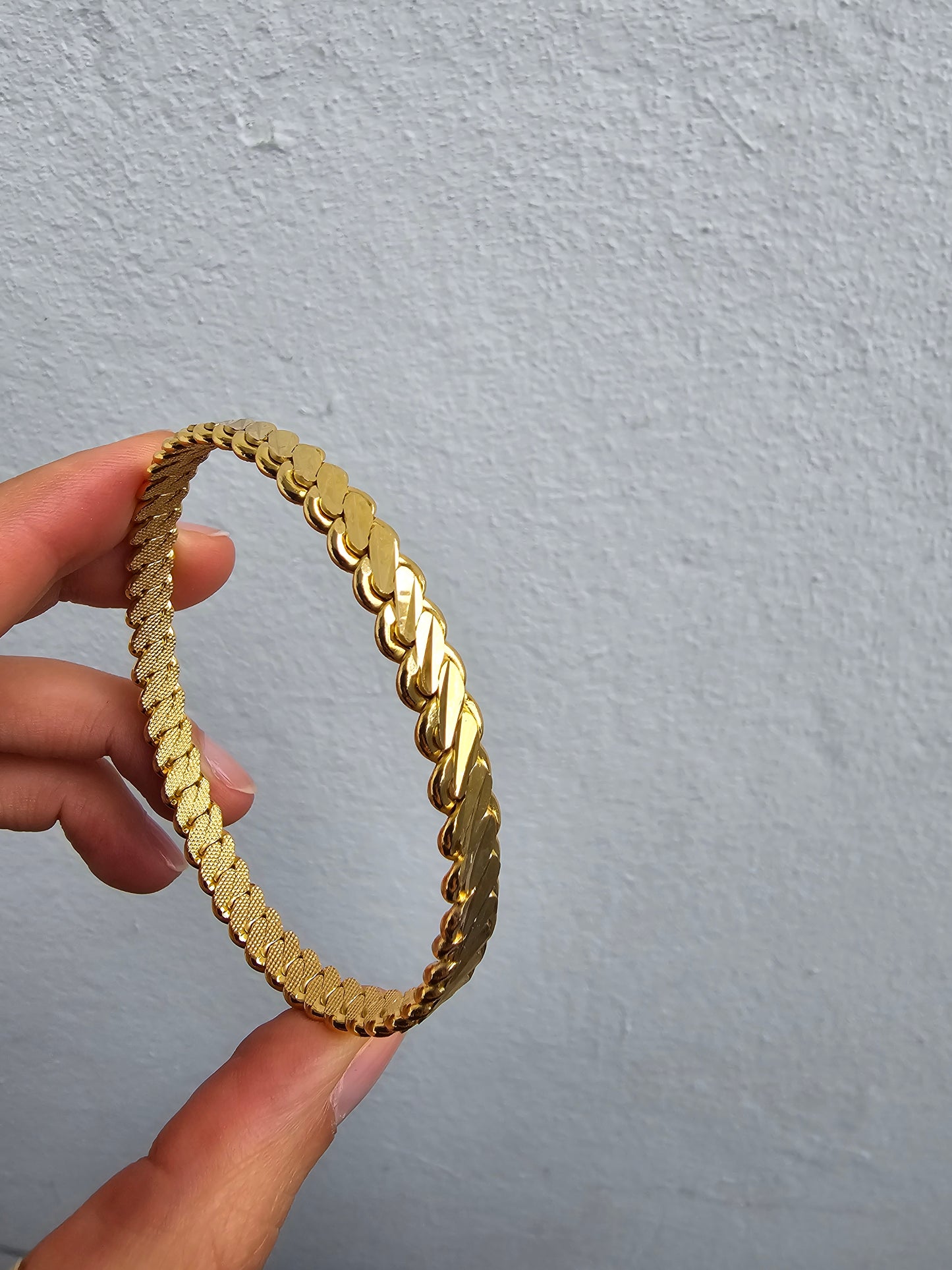 "Armreif im Adana Burma Stil"Lieferzeit aktuell 2-3 Wochen