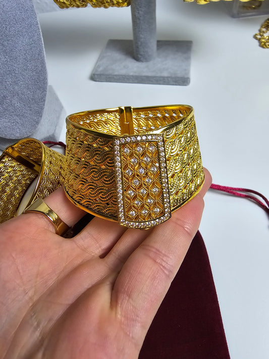 Trabzonarmreifen 22 Karat vergoldet